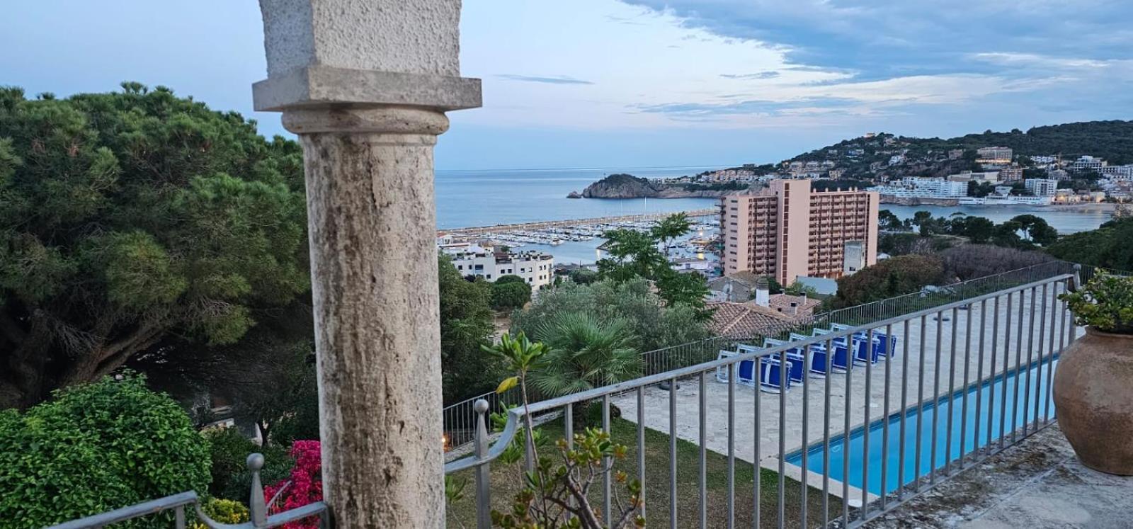 Villa Maricel Sant Feliu de Guíxols Eksteriør bilde